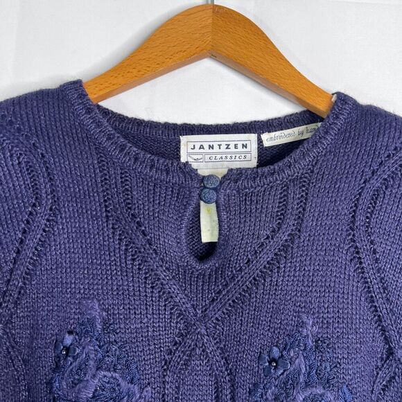 Jantzen Classics Vintage Hand Embroidered Navy Blue Sweater Size Small - Picture 3 of 11